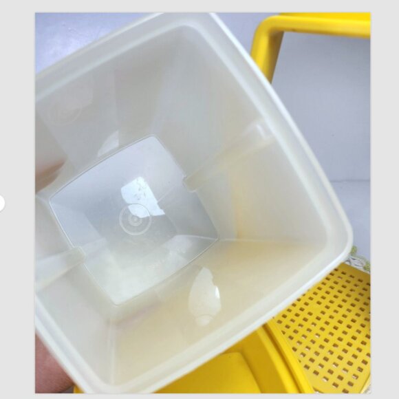 Vintage Tupperware 3-Pc Pick-A-Deli Pickle Keeper Frosted W Yellow Lid & Insert - Picture 2 of 7